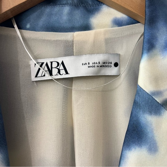 Zara NWT Blue White Blue Satin Tie Dye Artsy Printed Blazer Blogger’s Favorite - Picture 7 of 10